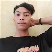 Giày bóng đá