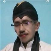 Hàng trăm con b