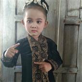 Vận May Của Azt
