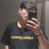Đánh tennis la 