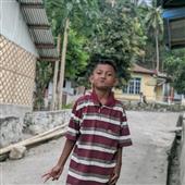 Chơi game rút t