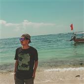 N8 poker bị